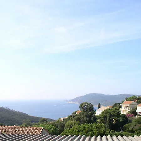 L'accroche Coeur Πανσιόν Île du Levant